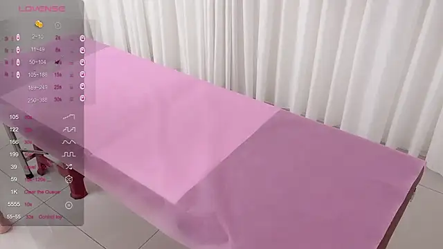 Snapshot of piffydream chatting on 11.04.25 piffydream online show from 11.04.25