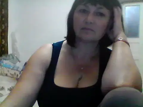 Snapshot of MariannaLove759 chatting on 10.13.25 MariannaLove759 online show from 10.13.25