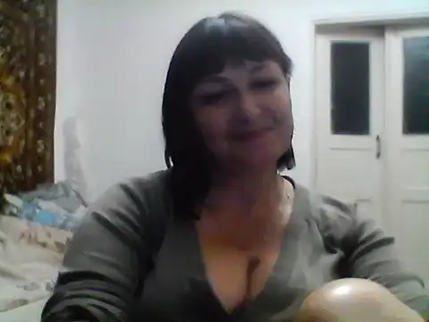 Snapshot of MariannaLove759 chatting on 10.16.25 MariannaLove759 online show from 10.16.25