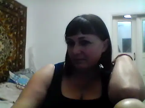 Snapshot of MariannaLove759 chatting on 10.20.25 MariannaLove759 online show from 10.20.25