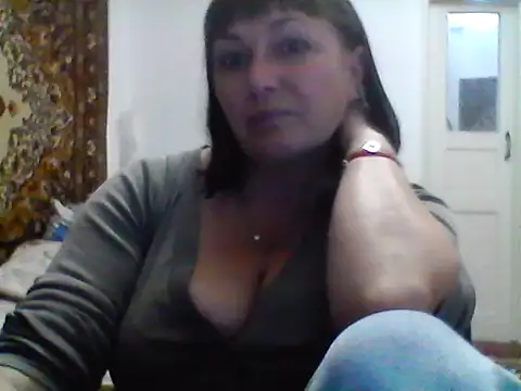 Snapshot of MariannaLove759 chatting on 10.21.25 MariannaLove759 online show from 10.21.25