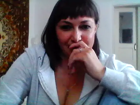 Snapshot of MariannaLove759 chatting on 10.24.25 MariannaLove759 online show from 10.24.25