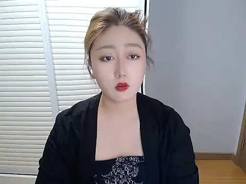 Snapshot of meizijiang chatting on 09.13.25 meizijiang online show from 09.13.25