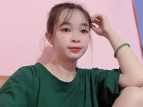 Snapshot of Suna7383 chatting on 10.12.25 Suna7383 online show from 10.12.25