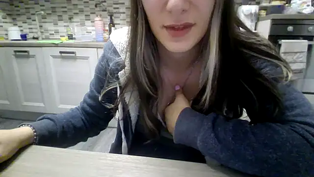 Camaleontica online show from 10.16.25