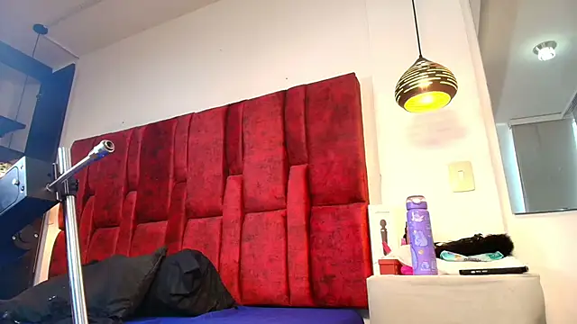 emma hearths online show from 11.13.25