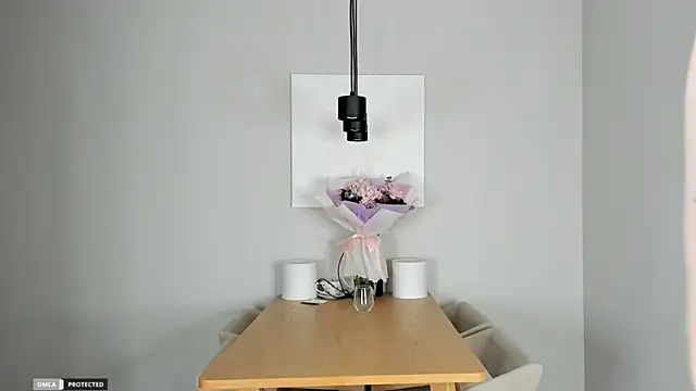 Snapshot of soft_katy chatting on 12.15.25 soft katy online show from 12.15.25