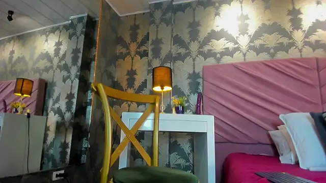 VictoriaQueen Fg online show from 11.12.25