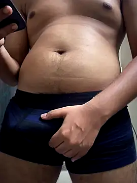 Snapshot of engineerboy14 chatting on 10.19.25 engineerboy14 online show from 10.19.25