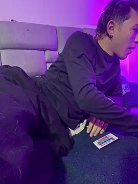 NaytonFreeman online show from 01.16.26