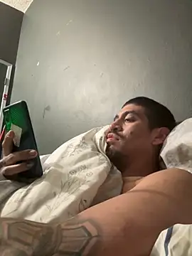 Snapshot of busnfatnutsLildee chatting on 11.06.25 busnfatnutsLildee online show from 11.06.25