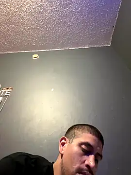 Snapshot of busnfatnutsLildee chatting on 12.03.25 busnfatnutsLildee online show from 12.03.25