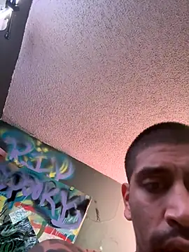 Snapshot of busnfatnutsLildee chatting on 12.05.25 busnfatnutsLildee online show from 12.05.25