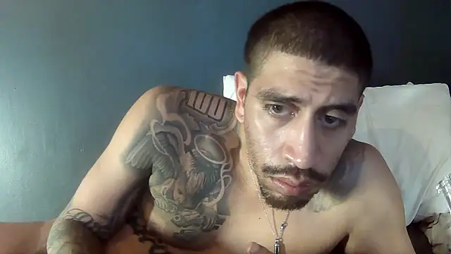 Snapshot of busnfatnutsLildee chatting on 12.16.25 busnfatnutsLildee online show from 12.16.25