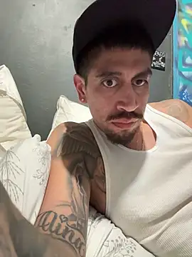 busnfatnutsLildee online show from 04.16.26