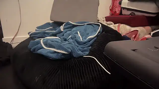 jasoncali305 online show from 11.12.25