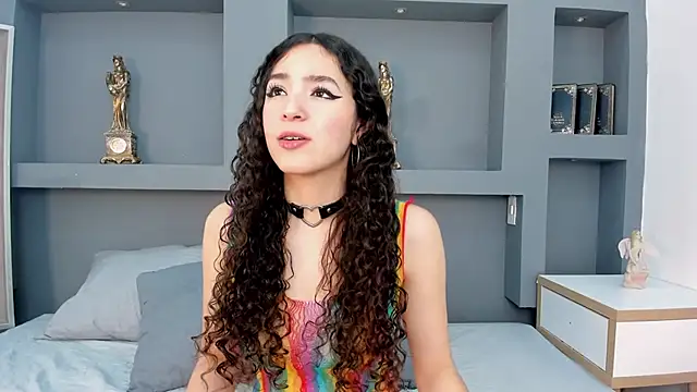 KiaraSar online show from 10.01.25