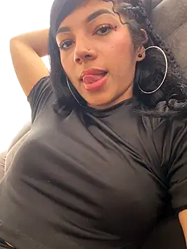 Snapshot of Lesly777_ chatting on 09.20.25 Lesly777  online show from 09.20.25