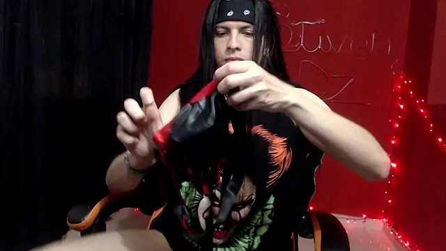 Snapshot of stvn_hot chatting on 01.17.26 stvn hot online show from 01.17.26