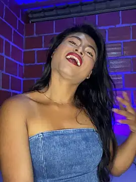 Snapshot of Michelle_Narvaez chatting on 03.04.26 Michelle Narvaez online show from 03.04.26