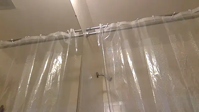 Snapshot of Cordia98 chatting on 11.19.25 Cordia98 online show from 11.19.25