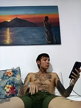 LaParKa31 online show from 10.25.25