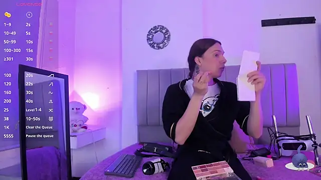 Almaazz online show from 10.24.25