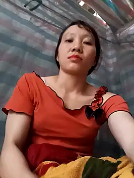 bonnie-00 online show from 10.12.25