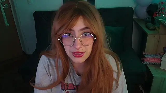 Miacatsito3 online show from 11.21.25