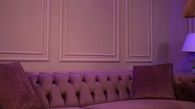 KatieHayes online show from 11.02.25