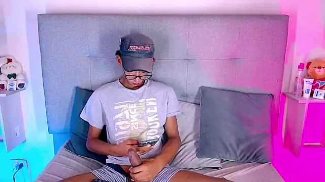 Snapshot of Billie_Turner_ chatting on 09.24.25 Billie Turner online show from 09.24.25