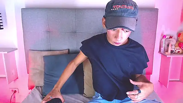 Snapshot of Billie_Turner_ chatting on 10.07.25 Billie Turner online show from 10.07.25