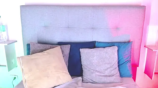 Snapshot of Billie_Turner_ chatting on 10.10.25 Billie Turner online show from 10.10.25