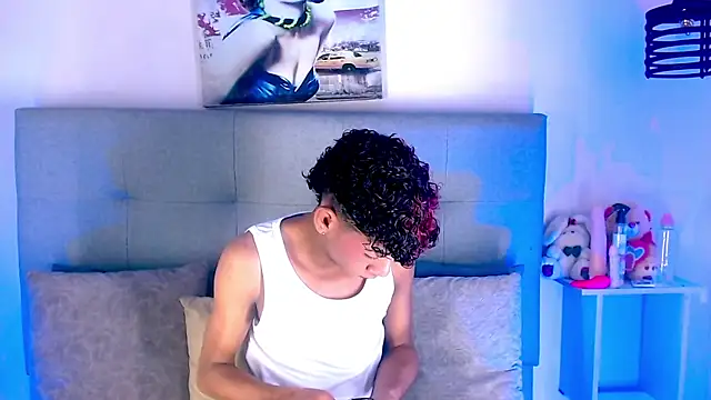 Snapshot of Billie_Turner_ chatting on 10.18.25 Billie Turner online show from 10.18.25