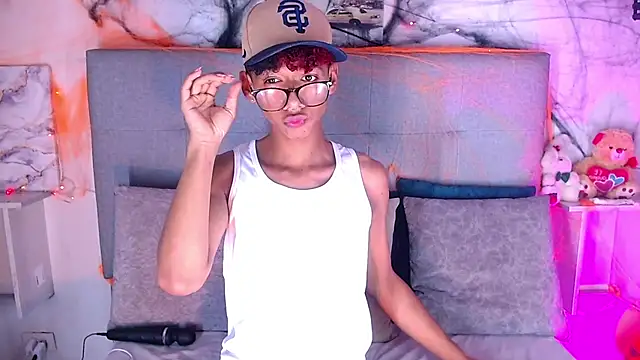 Snapshot of Billie_Turner_ chatting on 10.23.25 Billie Turner online show from 10.23.25