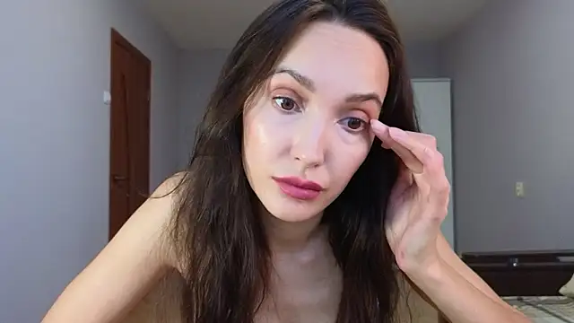 Lillian-Clark online show from 02.17.26