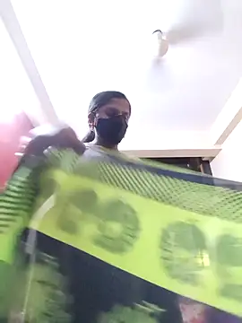 Snapshot of Sowjanya-telugu chatting on 10.27.25 Sowjanya-telugu online show from 10.27.25