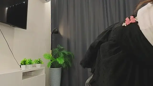 Snapshot of Jupiter_Boobs chatting on 12.03.25 Jupiter Boobs online show from 12.03.25