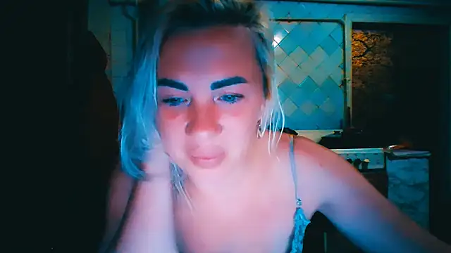 EmmaCat  online show from 06.26.26
