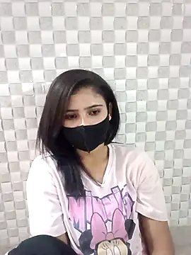 Snapshot of Arti_ chatting on 10.17.25 Arti online show from 10.17.25