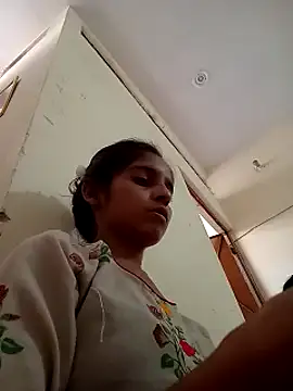 Saloni-Gupta online show from 09.20.25