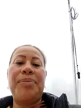 LaraCaliente online show from 02.19.26