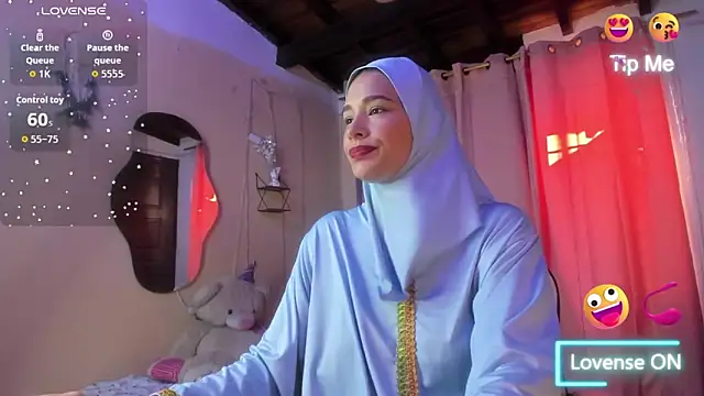 ShanaJamil online show from 11.12.25