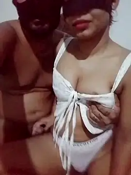 Snapshot of Ceylon_couple chatting on 09.20.25 Ceylon couple online show from 09.20.25