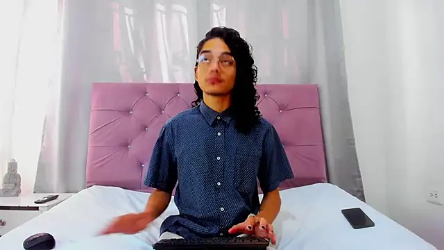 EthanBlackwoodd online show from 01.08.26