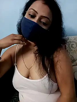 Snapshot of Deliciouskimi chatting on 11.16.25 Deliciouskimi online show from 11.16.25