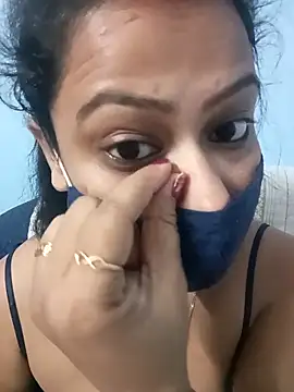 Snapshot of Deliciouskimi chatting on 11.19.25 Deliciouskimi online show from 11.19.25