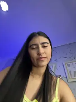 Isabella Montoya online show from 11.16.25