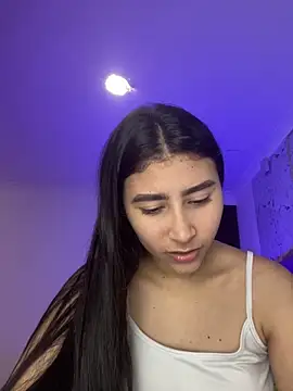 Isabella Montoya online show from 11.22.25