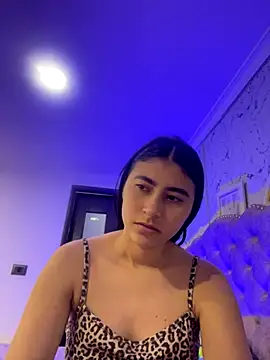 Isabella Montoya online show from 12.01.25